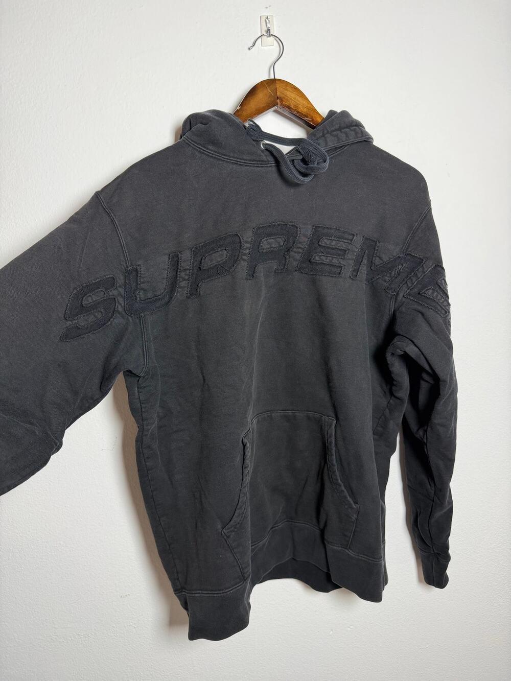 Supreme Set In Logo Hooded Sweatshirt